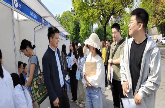 四部门赴广元市利州区联合开展访地访企拓岗